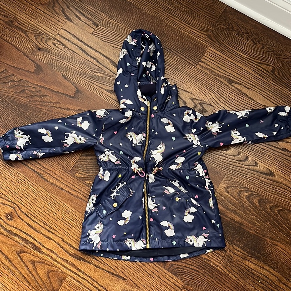 HM girls windbreaker/raincoat size 4-5